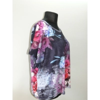 Bluzka w stylu oversize ze wzorem kolorowe kwiaty - biodra 138cm